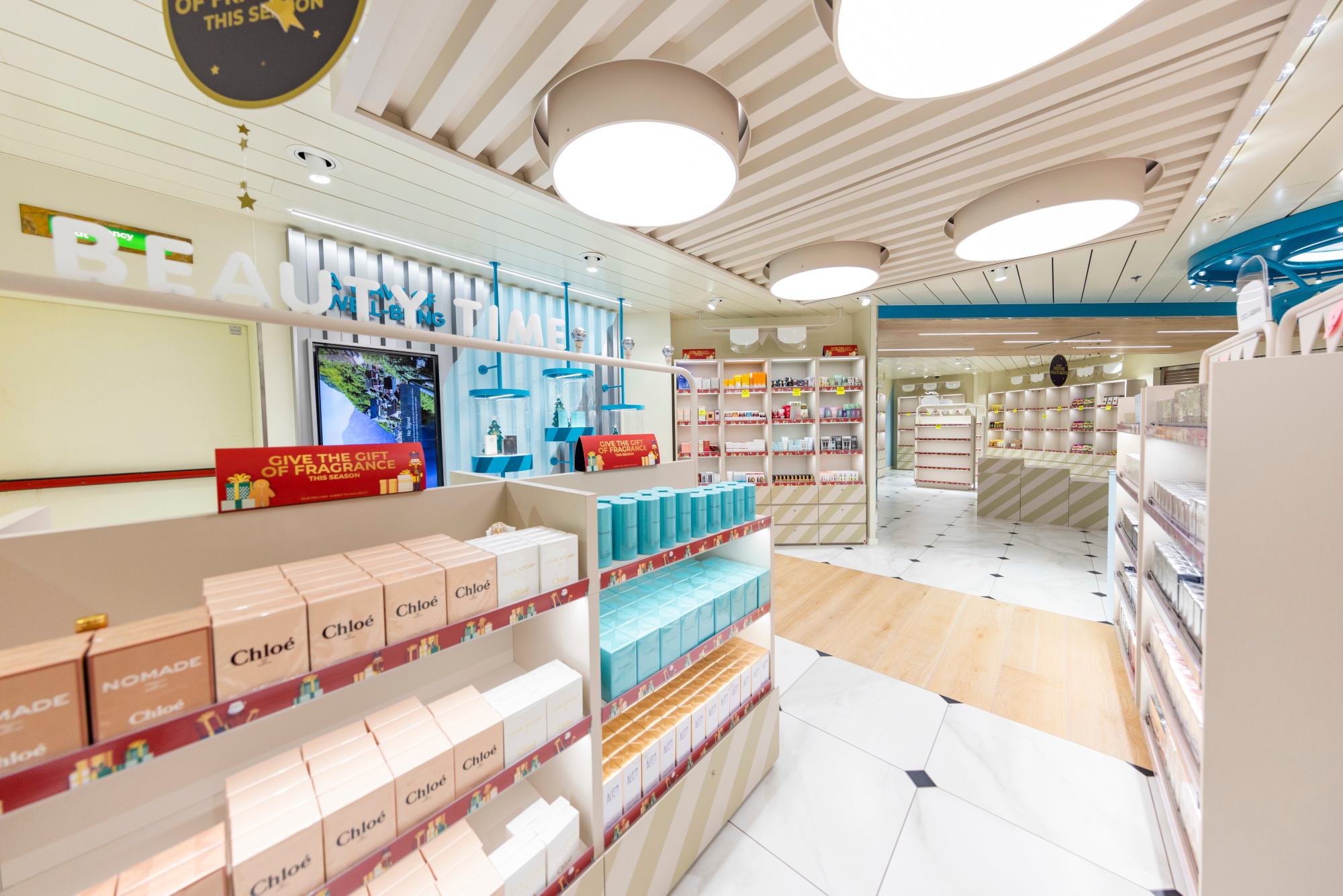 MyCruise Carnival Luminosa Offentlige-arealer Casino-butikker5